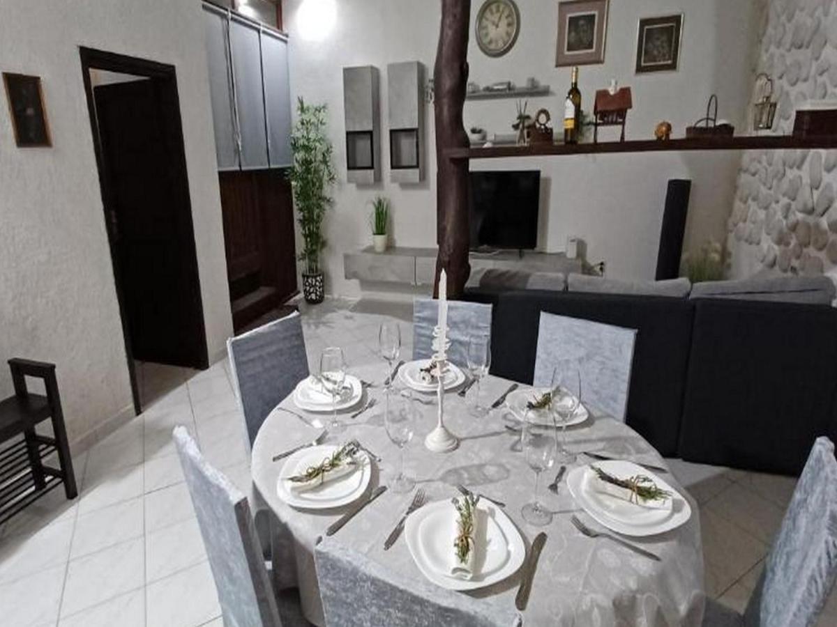 Apartments Katarina Vis Luaran gambar