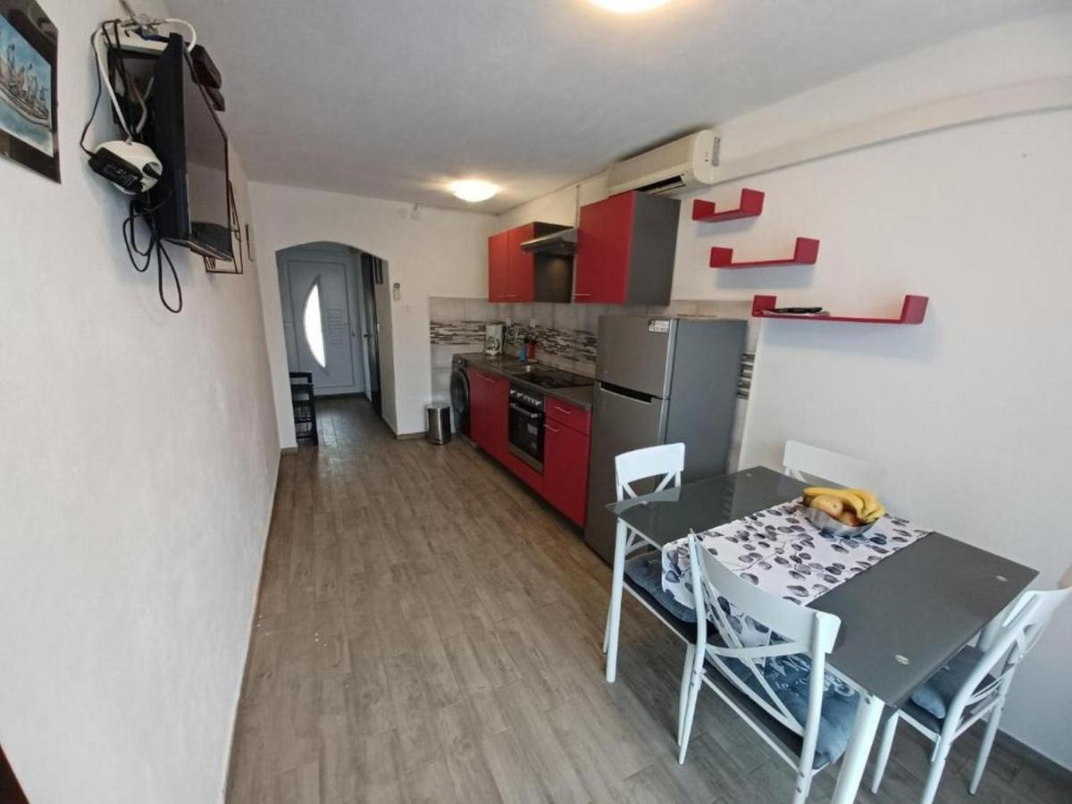 Apartments Katarina Vis Luaran gambar