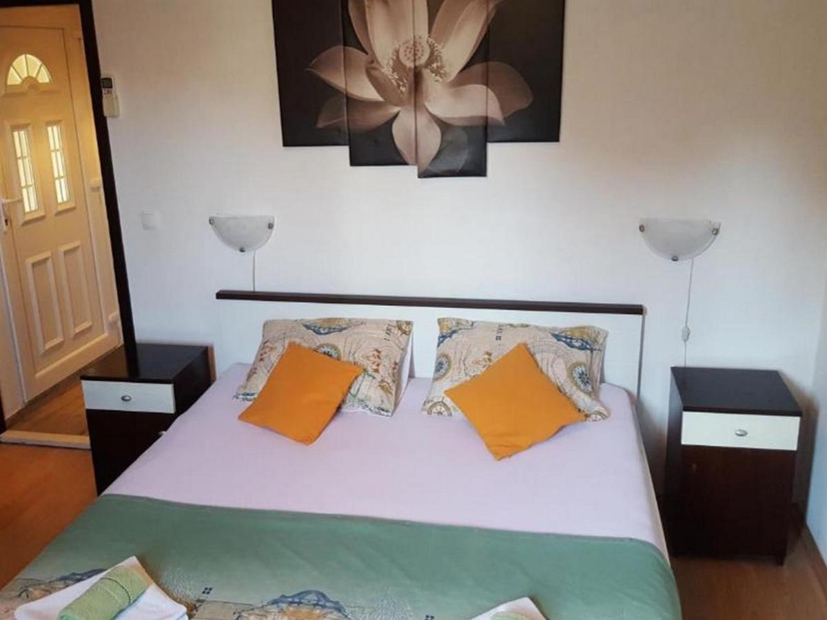 Apartments Katarina Vis Luaran gambar