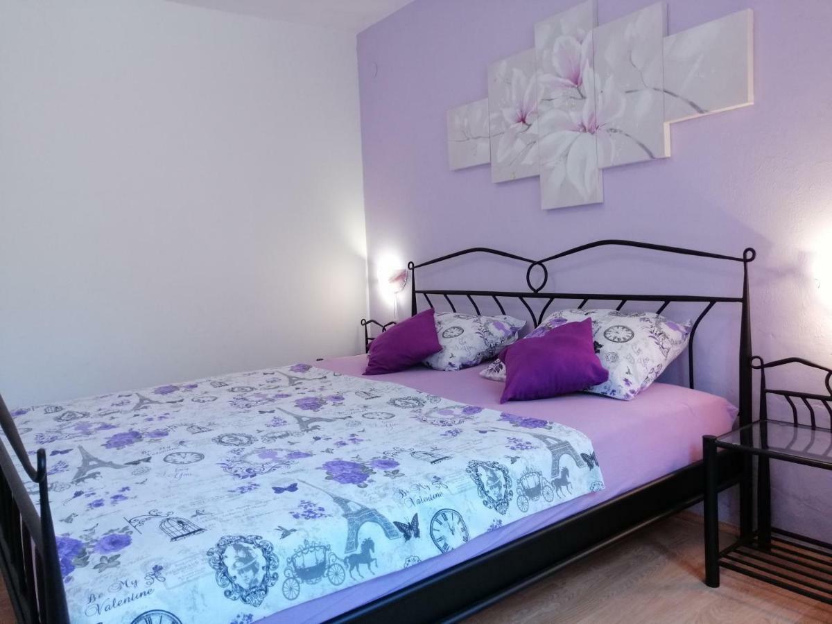 Apartments Katarina Vis Luaran gambar